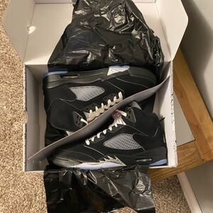 Jordan 5 Black Metallic 2025